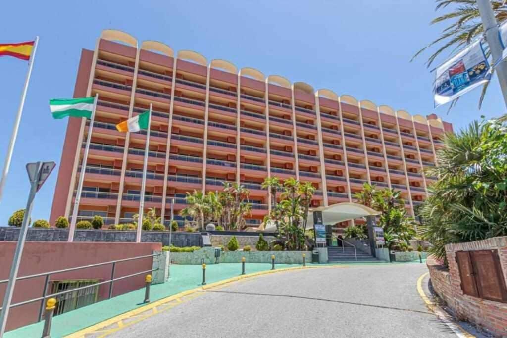 797 Holiday Rentals- Apartamento En Hotel Sunset Frente Al Mar Benalmadena Exterior photo